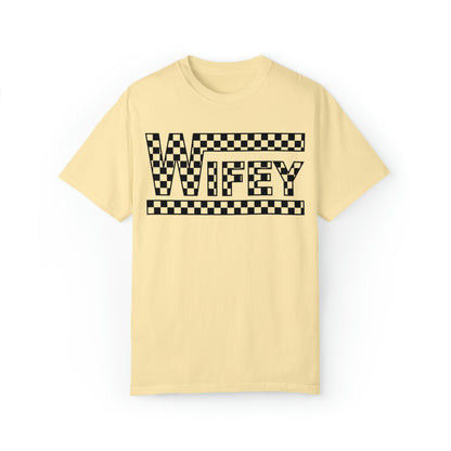 Checkered Wifey Comfort Colors Unisex Garment-Dyed T-shirt