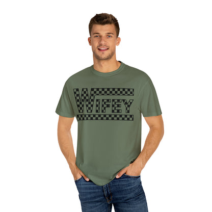 Checkered Wifey Comfort Colors Unisex Garment-Dyed T-shirt